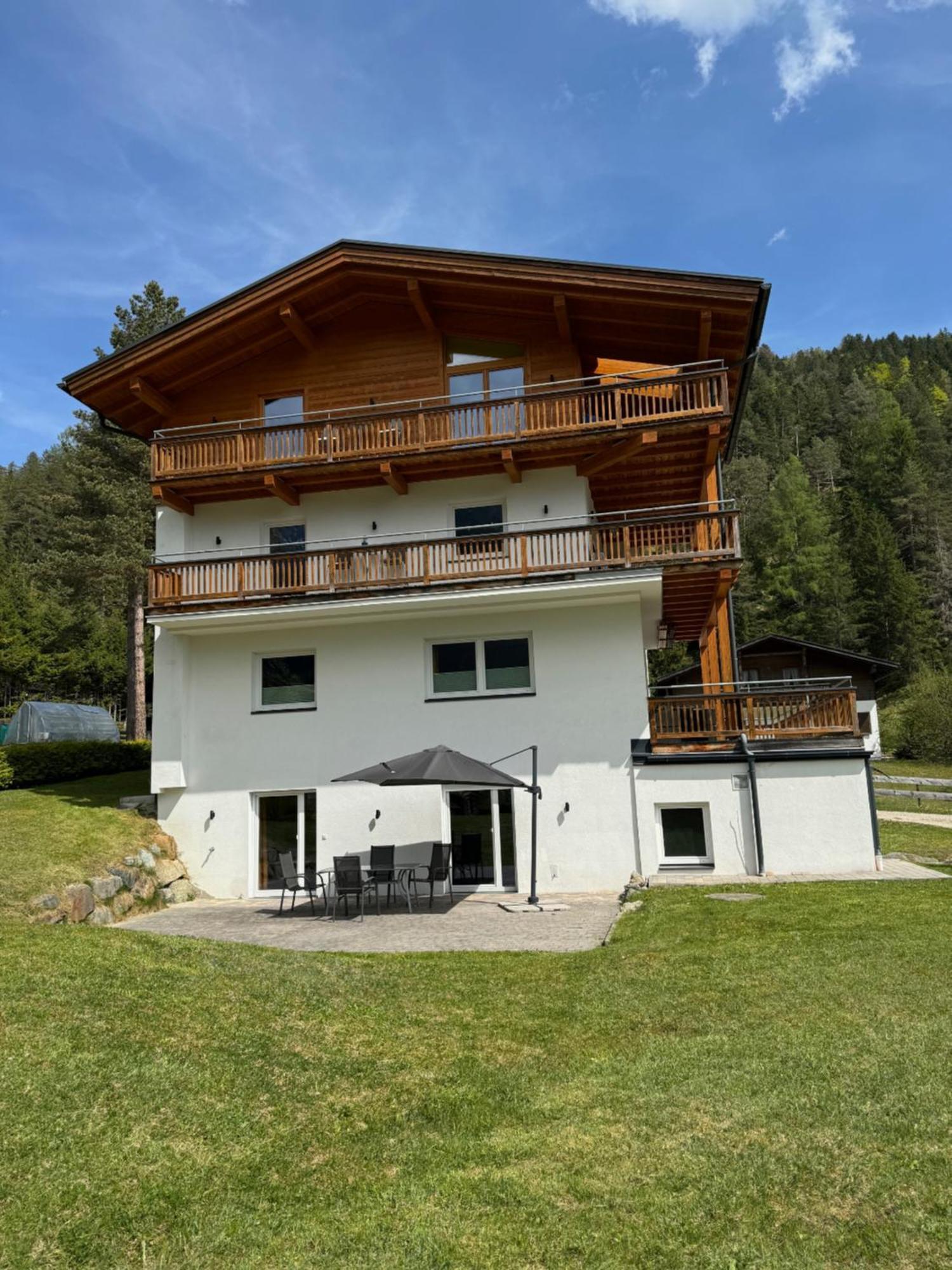 Alpenmond Appartment Halbmond Leutasch Exterior photo